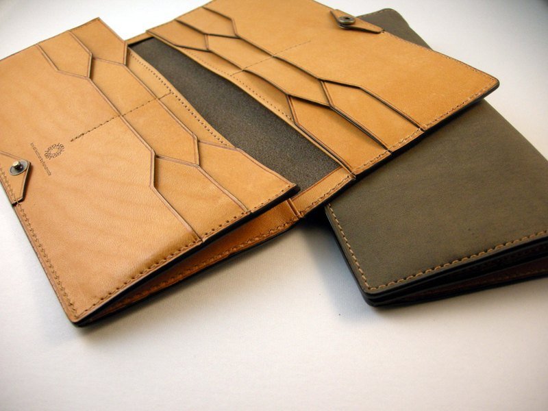 isni〔16卡全牛皮长皮夹/长夹〕复古黄/琥珀绿 欧洲牛皮〔职人手作りの长财布〕 - 皮夹/钱包 - 真皮 金色