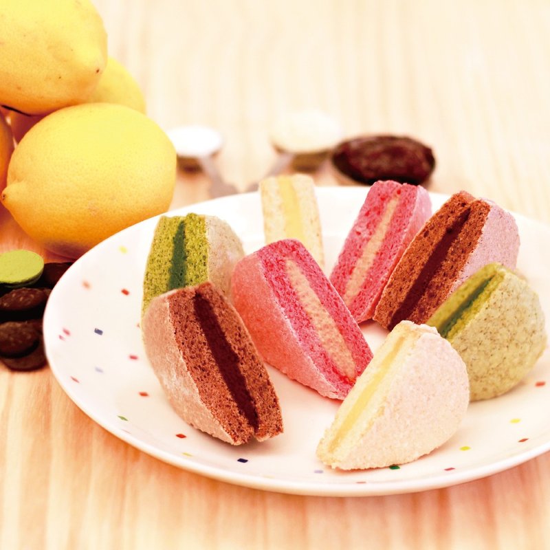 ★ 法式达克瓦兹礼盒 ★ 10盒免运 【 The Harvest ∞ 麦田⊙ 法式甜点 】达克瓦兹 DACQUOISE 法国百年甜点 由高级进口杏仁粉制作，似马卡龙但又不会甜腻，外酥内软充满天然杏仁香气，夹馅有100%柠檬、日本京都永田茶园的有机宇治抹茶、鲜煮草莓、70%黑巧克力、100%百香果，送礼最好的选择 !! - 蛋糕/甜点 - 新鲜食材 黄色