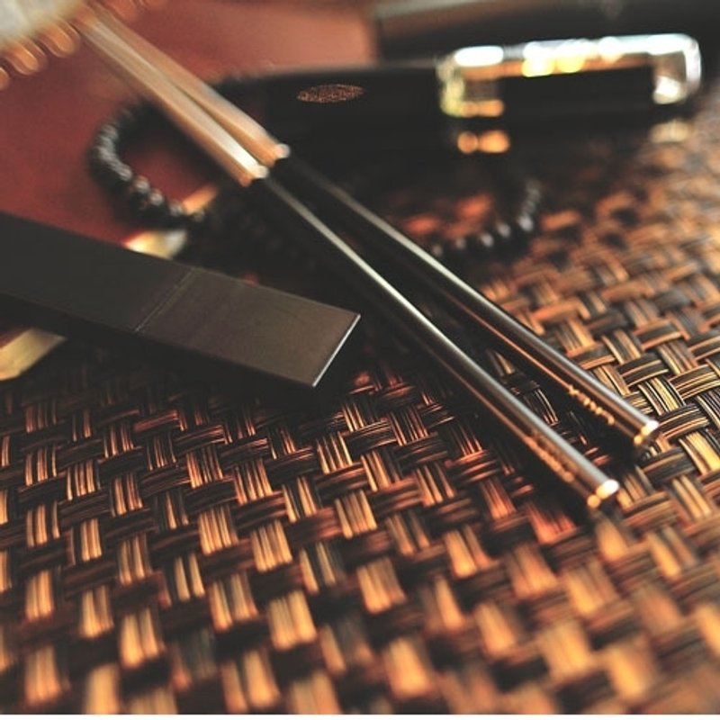 口袋里质感随身筷 / 黑色 筷子 专用刷 黑盒 / 优雅 便利 携带 - 筷子/筷架 - 不锈钢 黑色