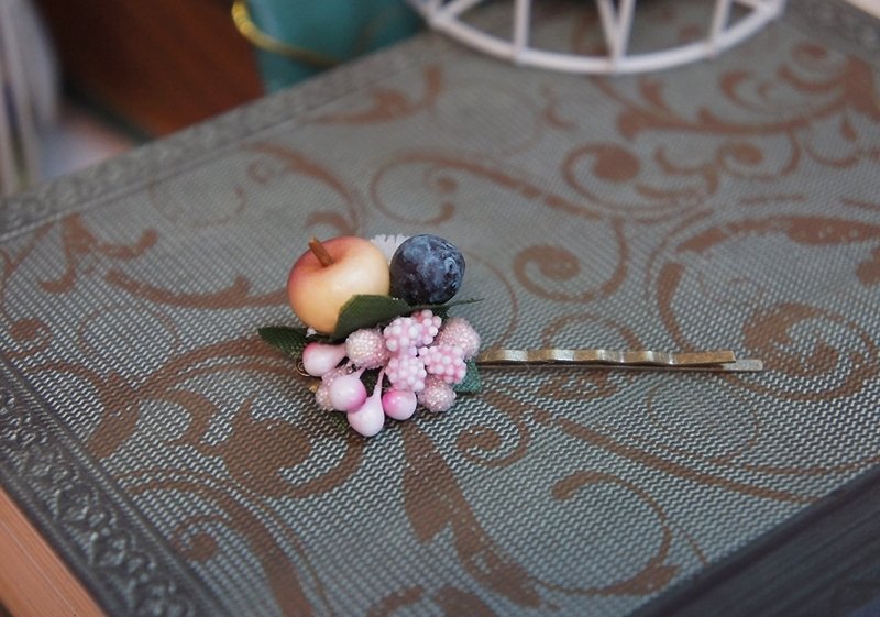 Alice Maiden✿森林系自然质感果实古铜雕花发夹 - 发饰 - 其他材质 