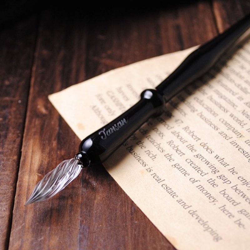 【MSA GLASS ENGRAVING】(黑色)水晶艺术雕刻双色玻璃笔(含玻璃笔座)情人节礼物 送礼 刻字订做 (不含墨水) - 酒杯/酒器 - 玻璃 黑色