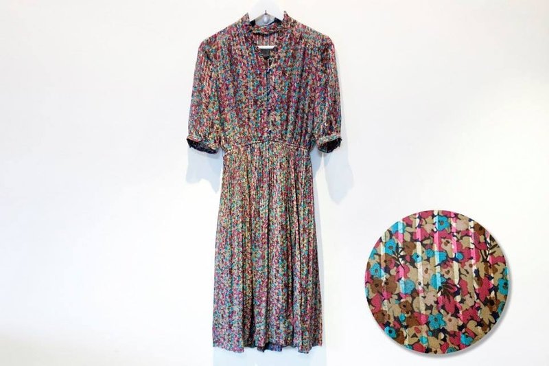 {:::Giraffe 长颈鹿人:::}_短袖紫色碎花古着洋装 - 洋装/连衣裙 - 其他材质 紫色