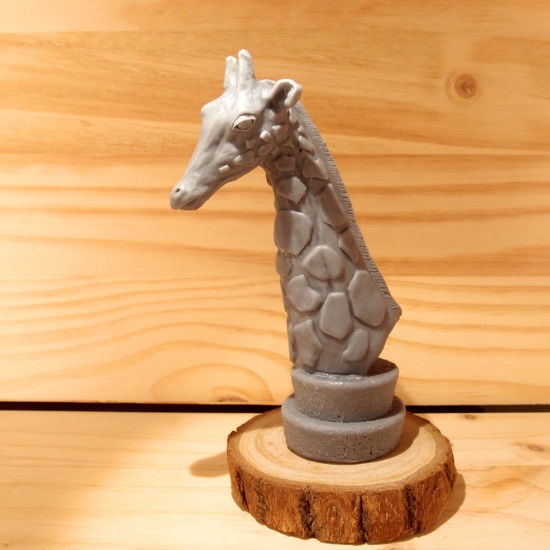 香砖Fragrant Brick 淡灰蓝 ♟ 西洋棋‘长颈鹿。主教’ - 香薰/精油/线香 - 蜡 灰色