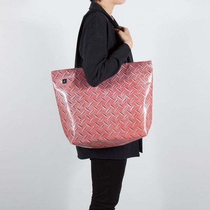 Steel plate carrying lightweight 330 g iron plate tote bag - 手提包/手提袋 - 其他材质 