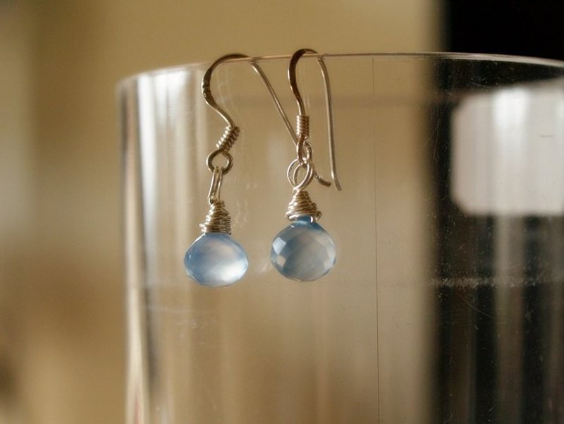 ♥情人节礼物♥ OldNew Lady-纯银宝石系列-天蓝色玉髓耳环 - 耳环/耳夹 - 宝石 蓝色