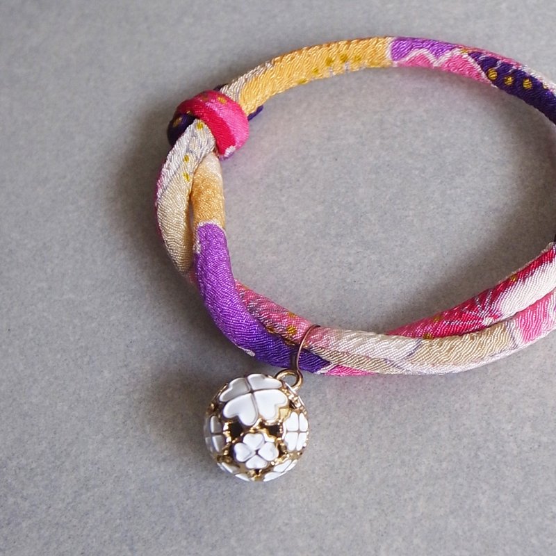 日本犬猫和布颈圈 项圈(可调式)--赤紫+白幸运草圆铃_S号 - 项圈/牵绳 - 丝．绢 紫色