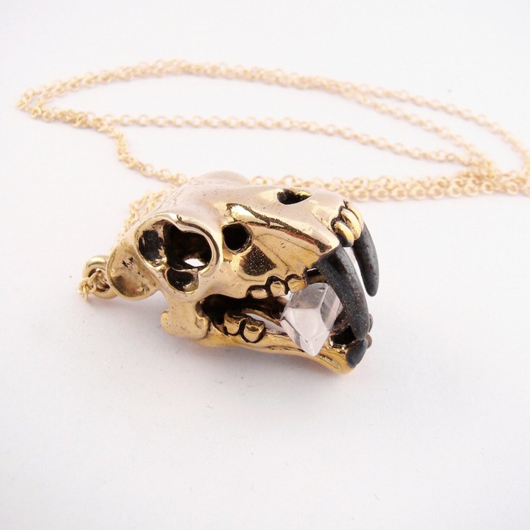 Brass Saber tooth skull pendant with clear quartz stone and oxidized antique color - 项链 - 其他金属 