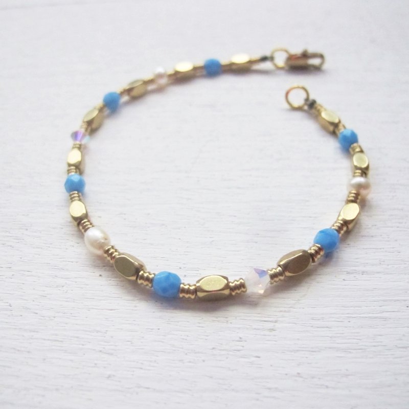 〈 清晨海边 〉 黄铜 线链 - 手链/手环 - 其他金属 金色