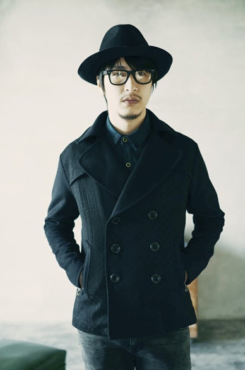 Machismo-棋盘格银葱双排扣大衣 - 女装休闲/机能外套 - 其他材质 黑色