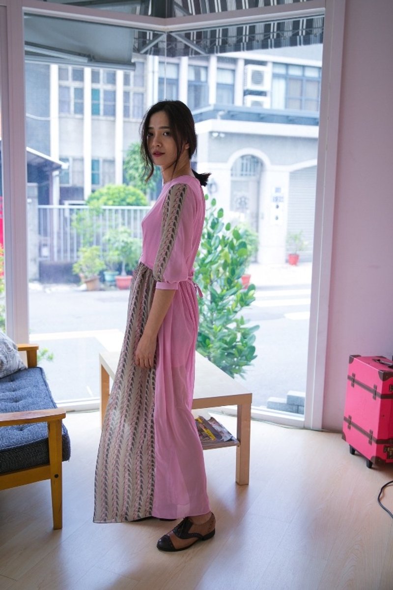 马克的派对 满满小鸟印花雪纺绑带长洋装 - 洋装/连衣裙 - 其他材质 粉红色