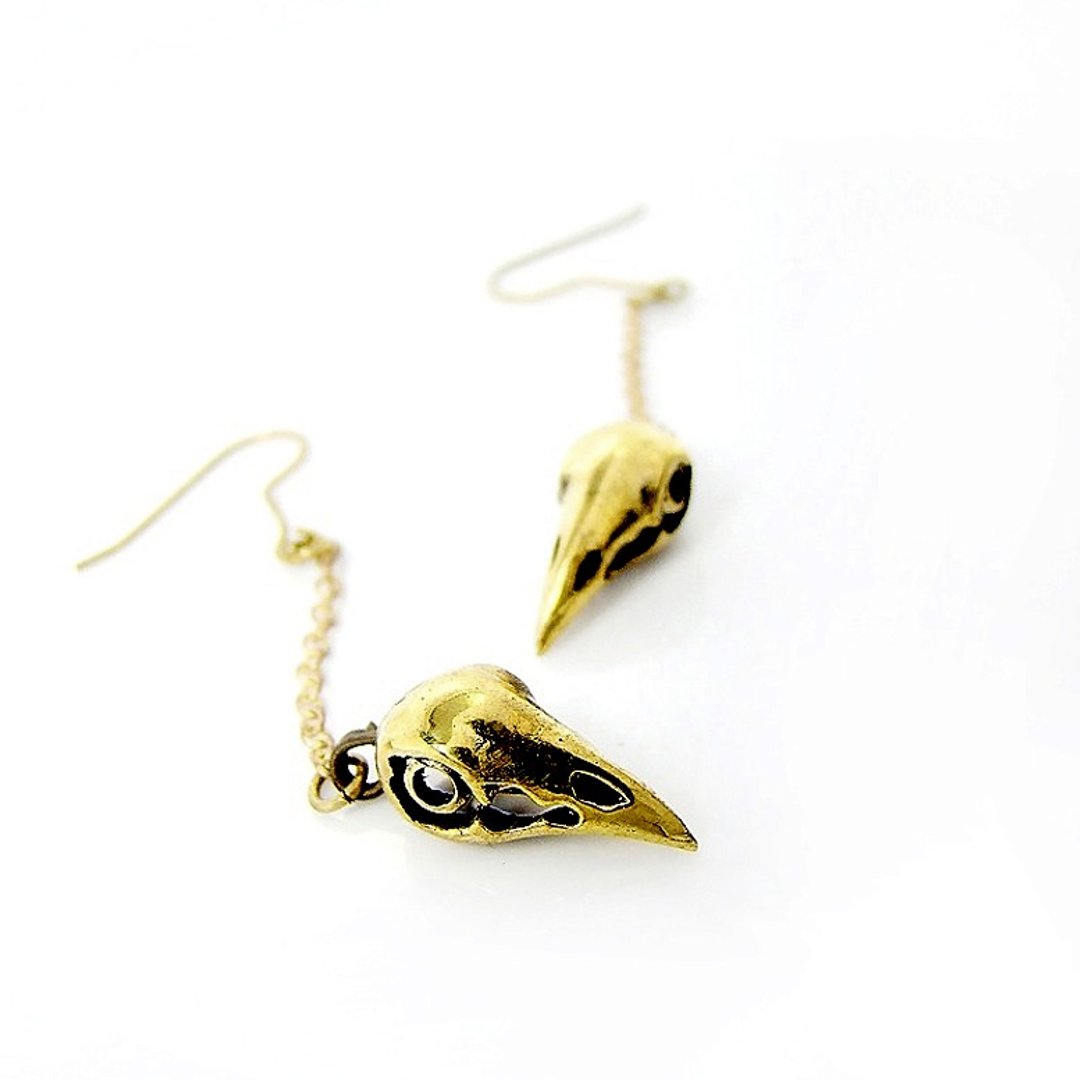 Crow skull earring in brass hand sawing - 耳环/耳夹 - 其他金属 