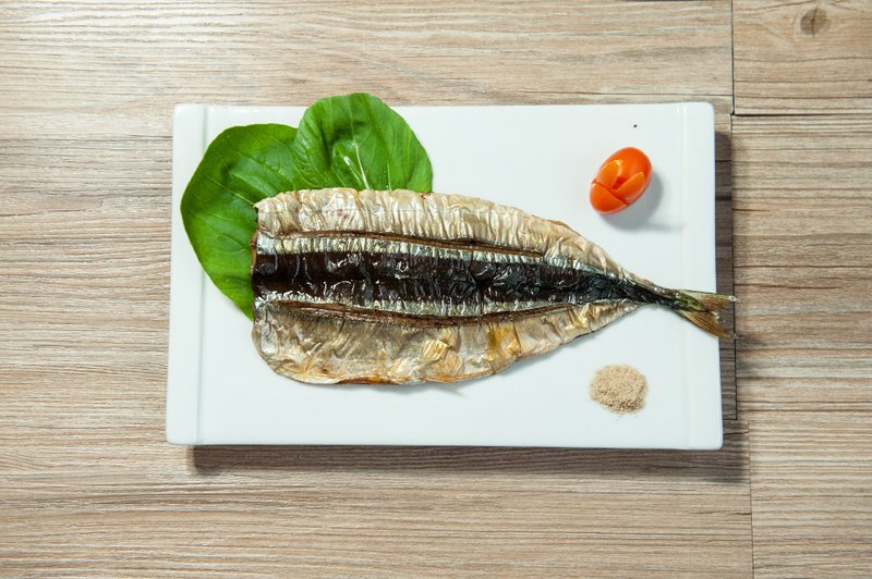 【即期良品】超方便！薄盐去骨秋刀鱼!(恋秋刀）(140G) - 其他 - 新鲜食材 橘色