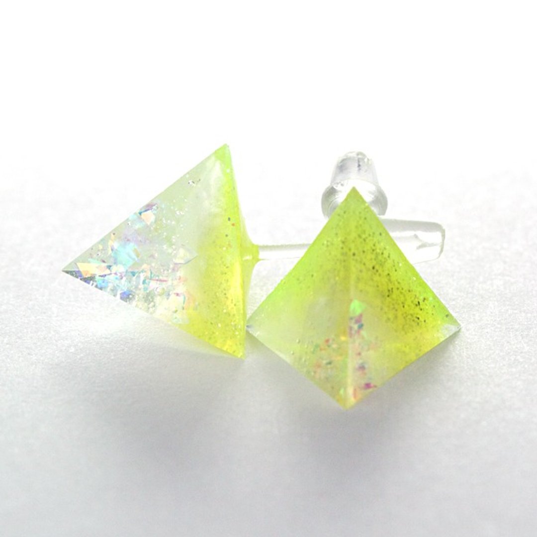 Triangle Earrings (yellow Collis) - 耳环/耳夹 - 其他材质 黄色