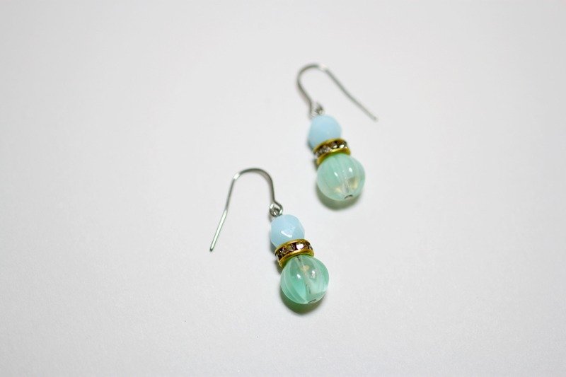 ★圣诞节礼物★ 浅蓝海岸 复古黄铜碎钻耳环 - 耳环/耳夹 - 其他材质 蓝色