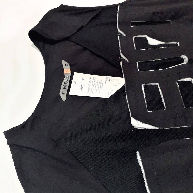 英文字母图案轻盈弹性精工直身短裙 日本面料 - 裙子 - 其他人造纤维 咖啡色