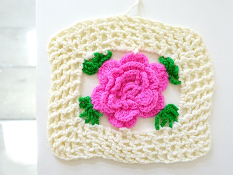 暖暖老东西/ 粉红玫瑰 纯手工方形镂空 餐垫 隔热垫 杯垫 桌垫 - 餐垫/桌巾 - 其他材质 多色