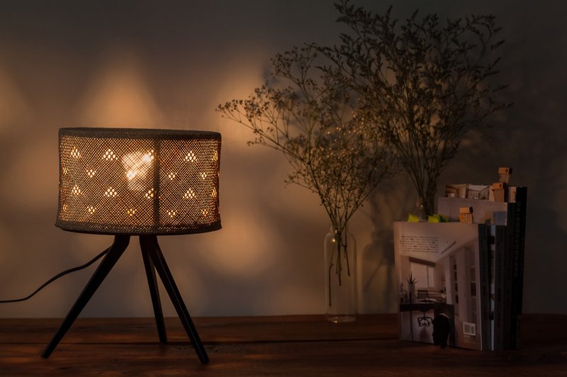 蔺灯  Triangular Rush lamp - 其他 - 植物．花 绿色
