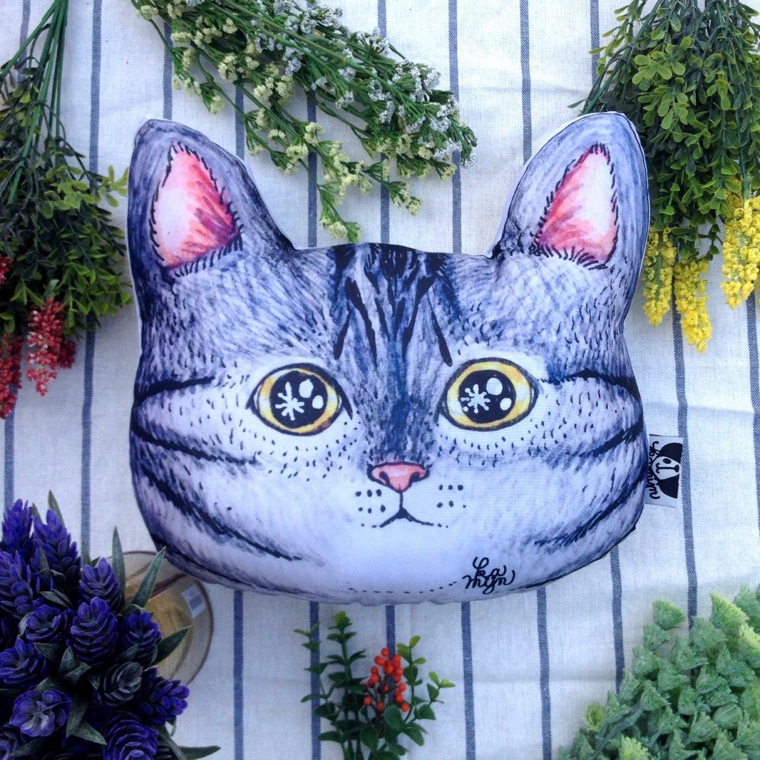 闪亮卖萌猫抱枕 |  cat pillow - 玩偶/公仔 - 其他材质 灰色
