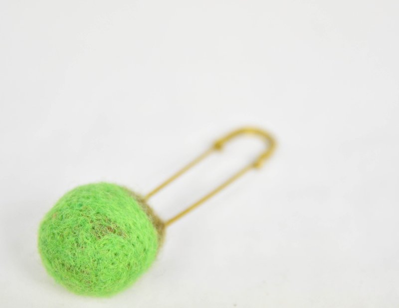 羊毛毡大别针-绿/浅咖啡-公平贸易 - 徽章/别针 - 羊毛 绿色