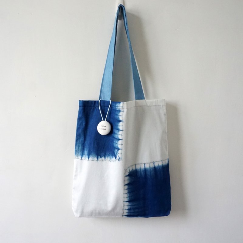 S.A x Each Other 蓝染彼此格纹肩背包 - 侧背包/斜挎包 - 棉．麻 蓝色