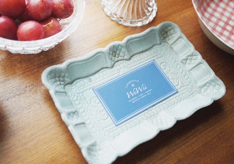 WeWii Select::京都日和::日本带回zakka收纳盘 零钱盘 只有一件 - 摆饰 - 塑料 多色