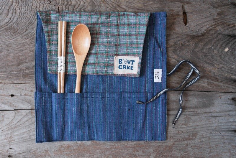 Brut Cake 纯手工纺织 - 分格式 古布卷轴环保餐具组 ( 绿、黑格纹 ) - 筷子/筷架 - 其他材质 多色