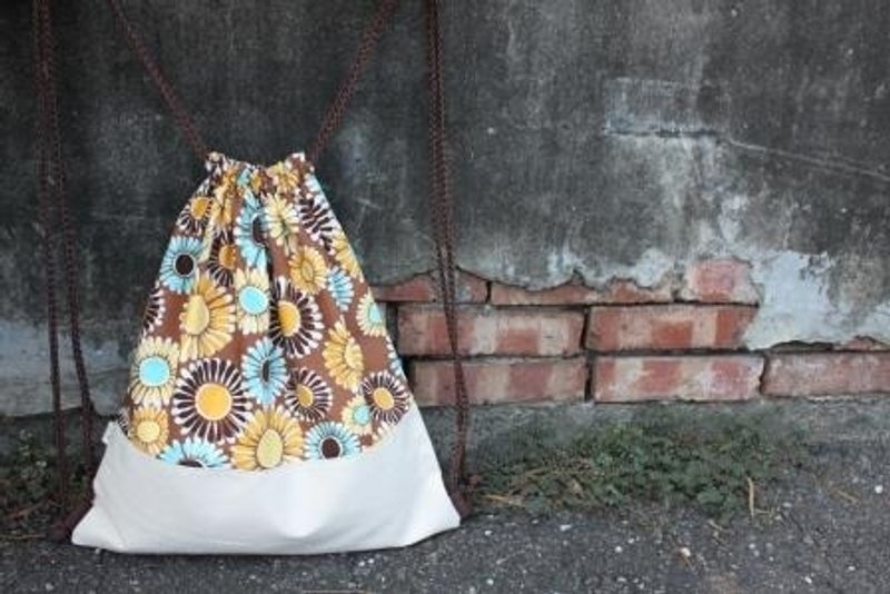 限量秋风雏菊 气质束口后背袋 - 束口袋双肩包 - 其他材质 咖啡色