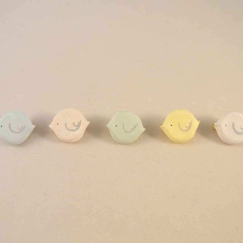 圆圆小鸟胸针 别针 - 胸针 - 其他材质 多色