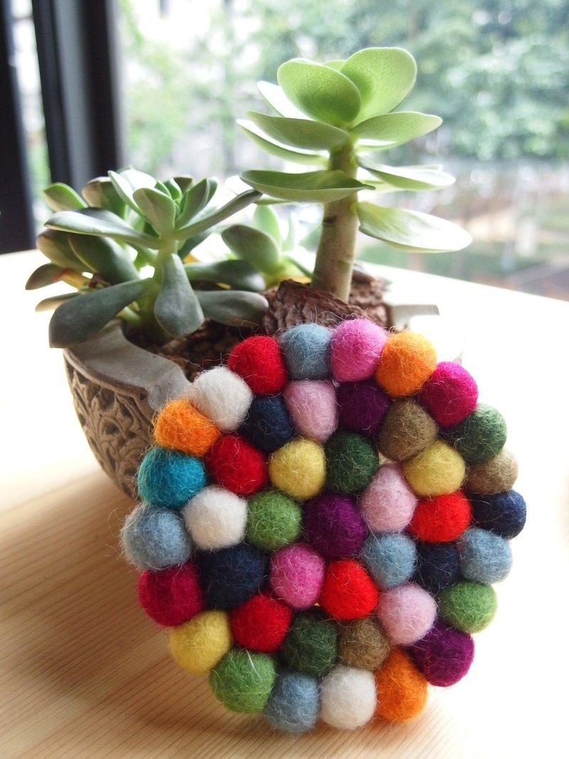 彩虹羊毛毡球球杯垫 - 杯垫 - 羊毛 多色