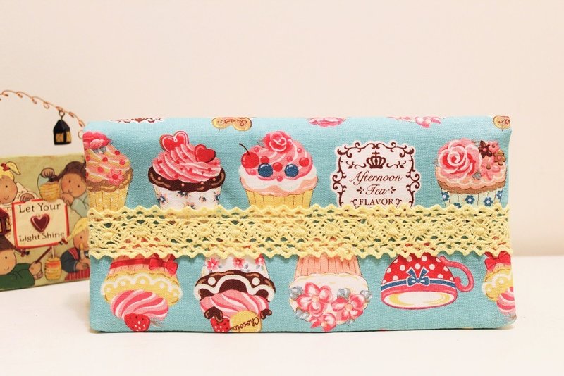 【十木米．Lorenza】PaLa优雅系长夹 #杯子蛋糕  森林系 长夹 护照套 - 皮夹/钱包 - 其他材质 蓝色