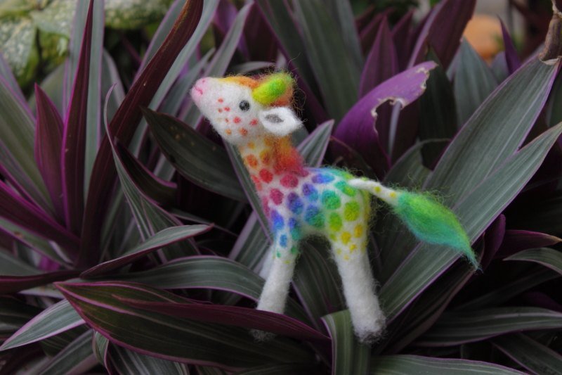 NEW 2013年新色 迷你彩虹长颈鹿项链 订做款 - 项链 - 羊毛 多色