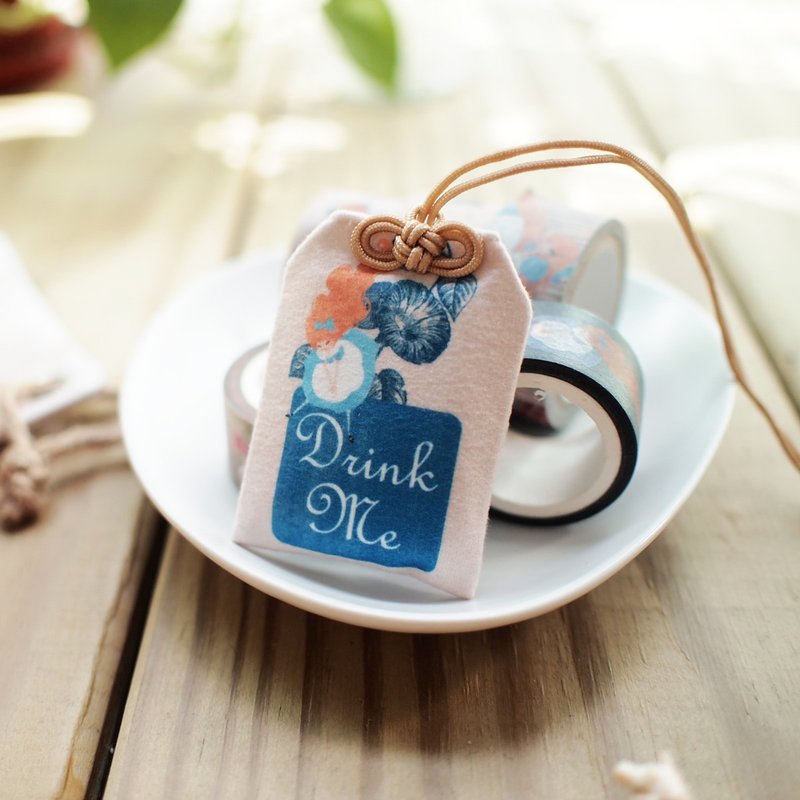 Drink Me茶包御守│爱丽丝梦游仙境│沁蓝牵牛 x Alice - 吊饰 - 其他材质 蓝色