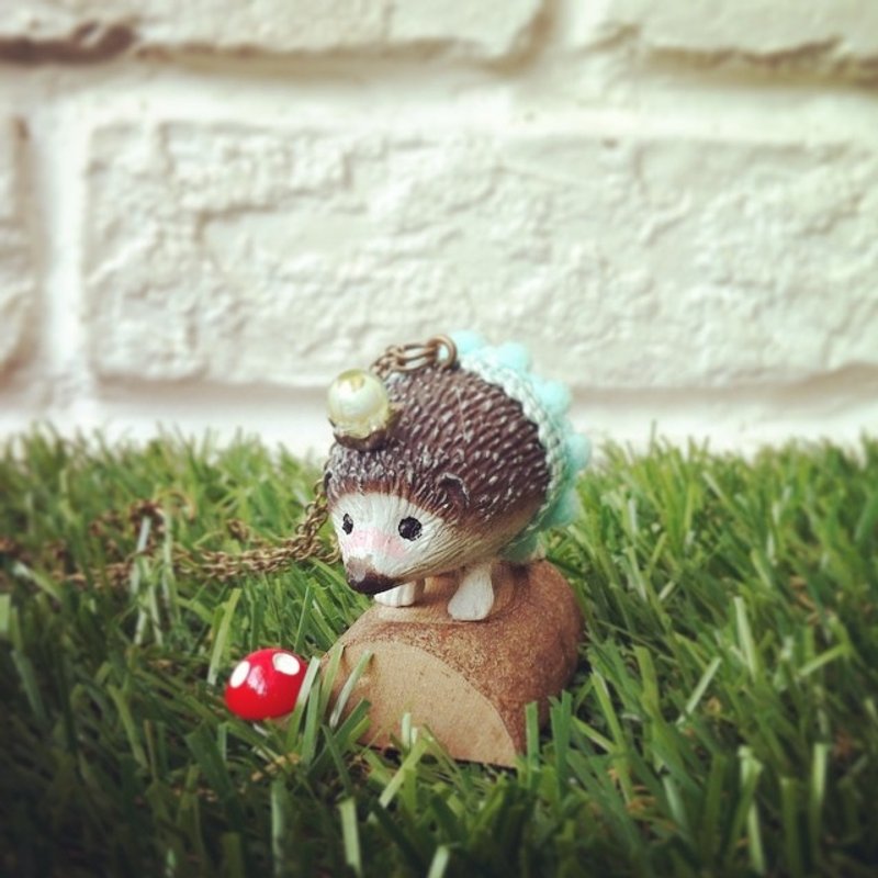 / 动物园 / 华丽的冒险 – 巧克力 刺猬 项链 (不包含拍摄道具) - 项链 - 塑料 咖啡色