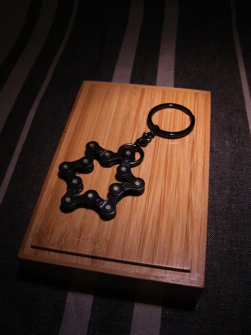 星星●黑色●自行车铁炼条●钥匙圈●编号0903 - 吊饰 - 其他金属 黑色