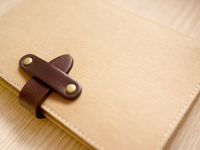 水洗牛皮纸／护照夹／收纳包。原色 - 护照夹/护照套 - 纸 金色