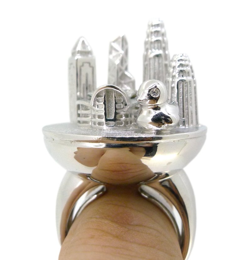 HK076 ~ 925纯银香港维多利亚海港风景戒指(鸭仔) - 颈链 - 宝石 白色