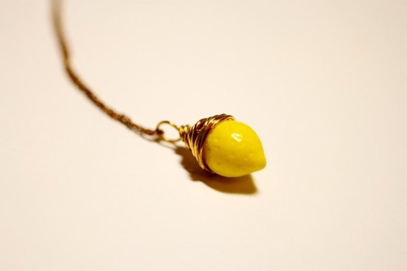 黄雷梦嘻嘻手工项链 天然石/黄铜链 - 项链 - 玻璃 金色