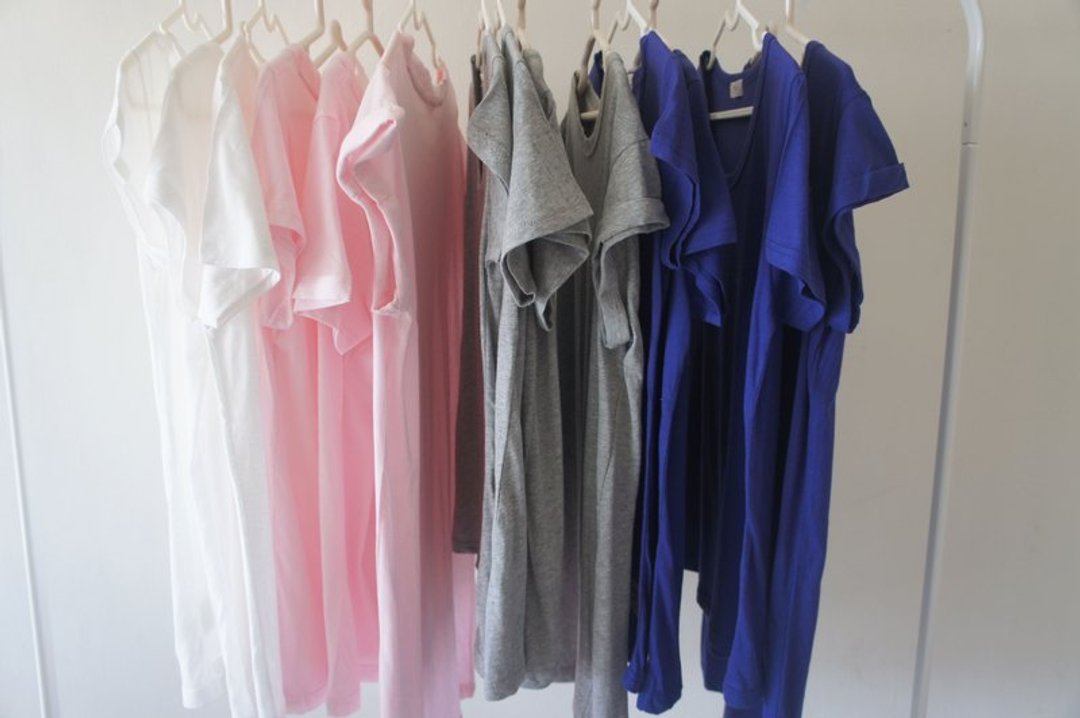 加一件：最舒服的内搭 ✦ 软软100%纯绵t-shirt ✦ （四色：粉红/麻花灰色/海蓝） - 女装 T 恤 - 棉 多色