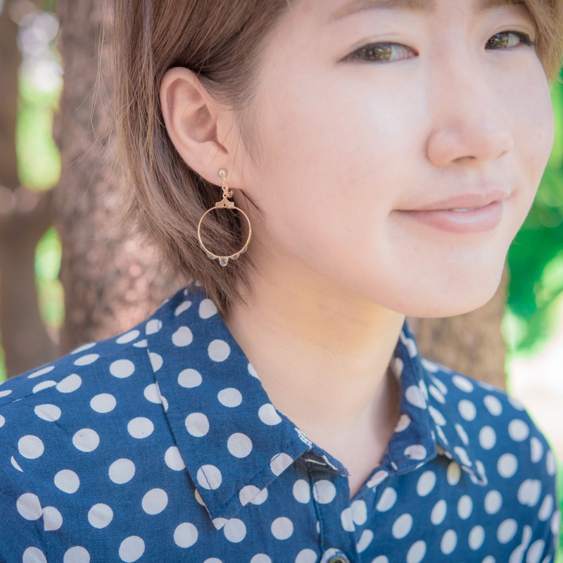 爱如潮水-小圆环水滴耳环-金色系列(耳针式) - 耳环/耳夹 - 其他金属 透明