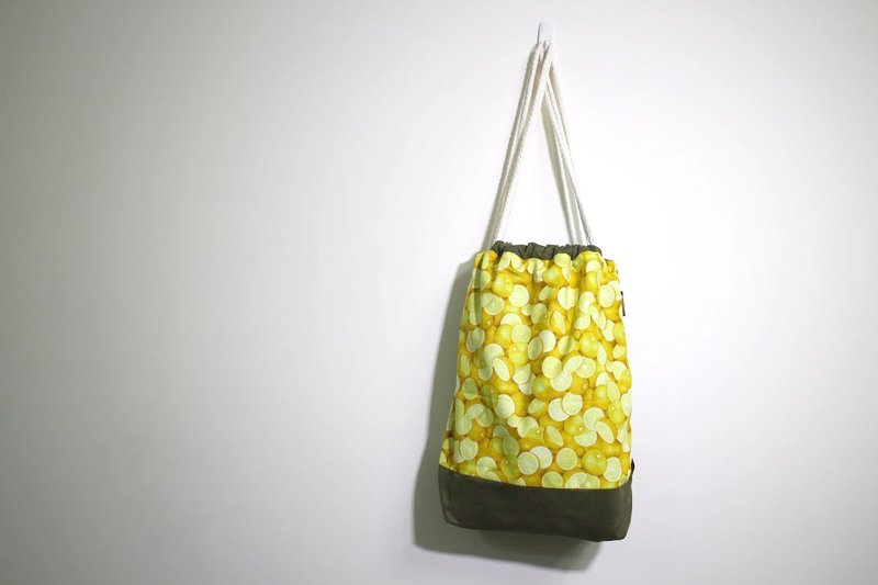 老妈手中线 // 束口后背包 束口袋- 农夫市集 - 澄黄日晒柳丁乐 - 束口袋双肩包 - 棉．麻 黄色