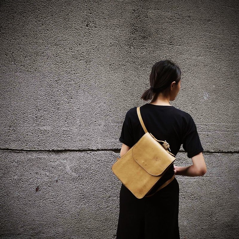夕卡 Shika// Vintage Bag 全牛皮 鹅黄色 经典复古后背包 - 后背包/双肩包 - 其他材质 黄色