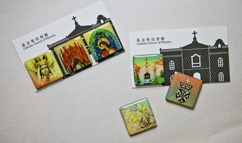 “圣诞季”万金圣母圣殿磁铁组 - 冰箱贴/磁贴 - 塑料 多色