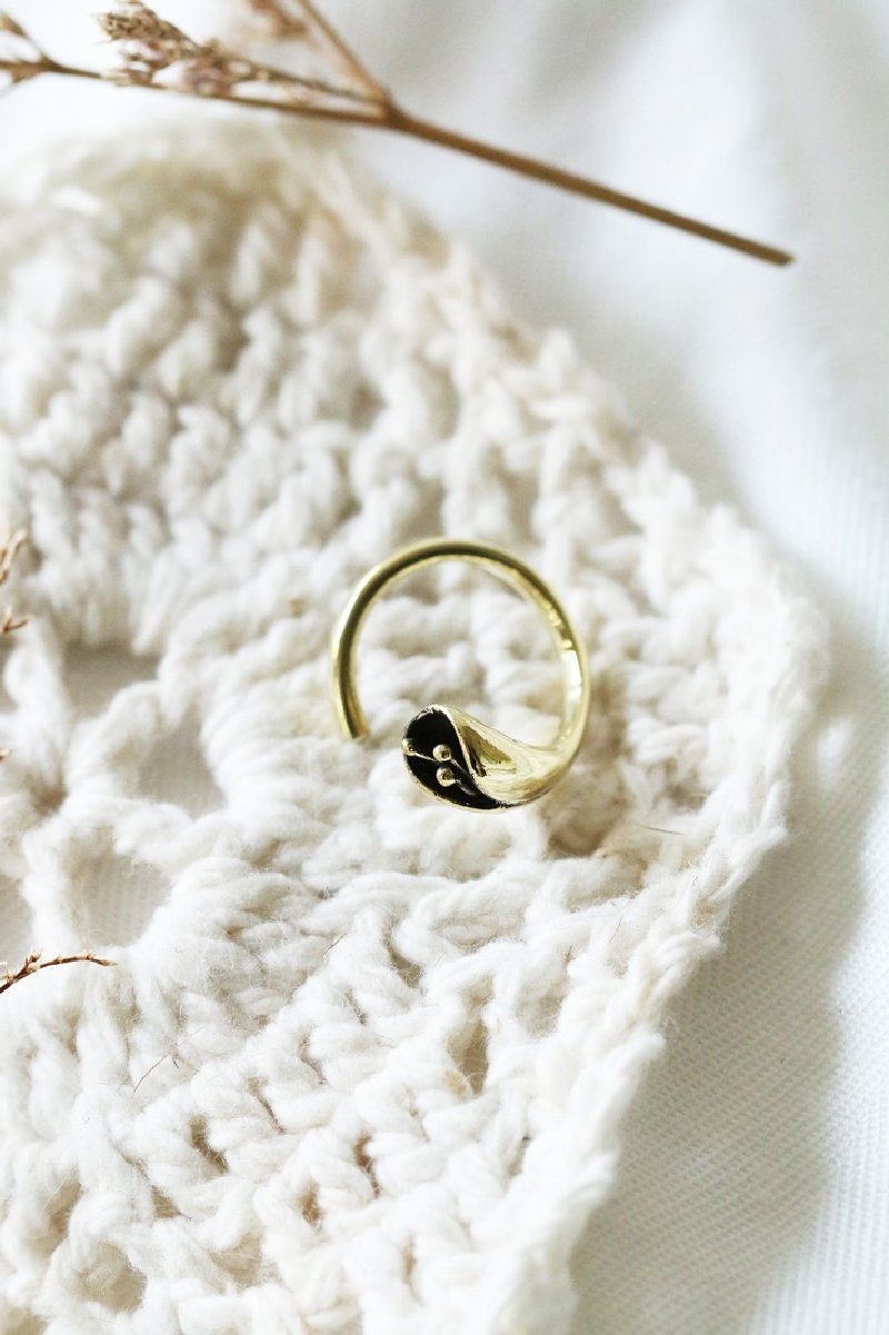Flower ring by linen. - 戒指 - 其他金属 