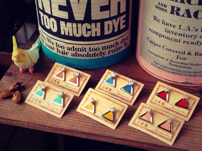 彩色万国旗<once upon a time*耳环> - 耳环/耳夹 - 其他金属 金色