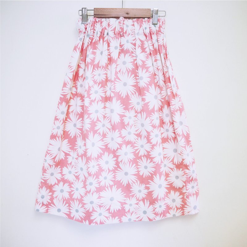 小乖乖粉红底白色雏菊花朵半身松紧腰裙 - 裙子 - 其他材质 粉红色