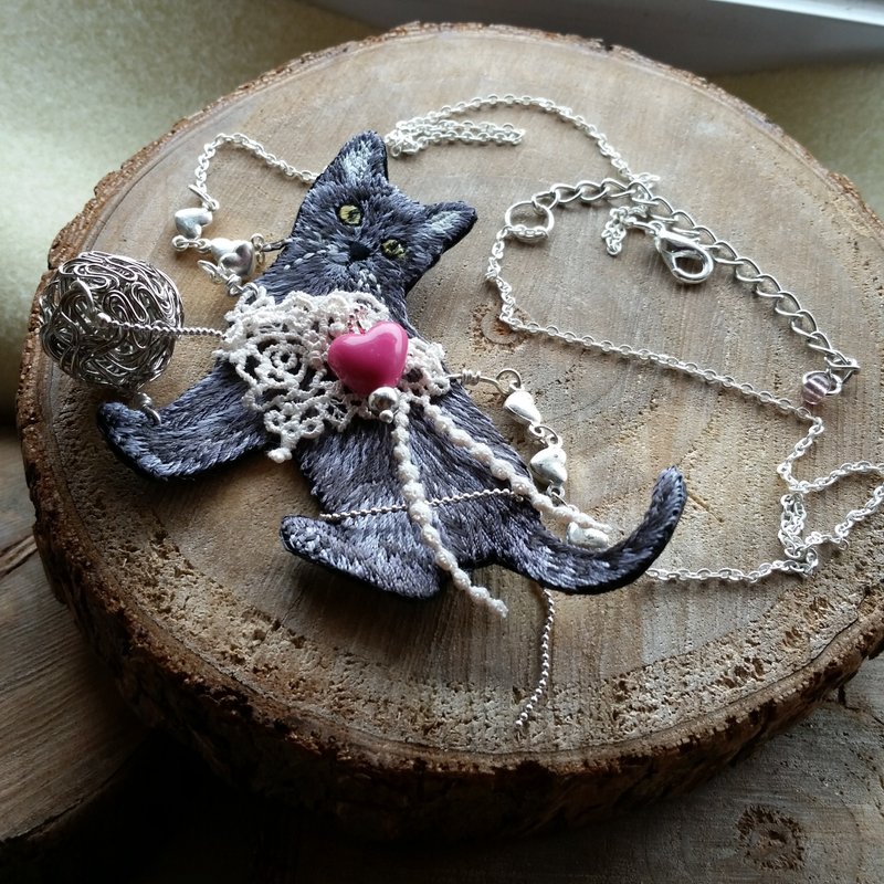 玩毛线的黑猫项链 - 项链 - 绣线 黑色