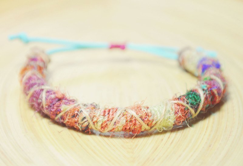 圣诞礼物 生日礼物 手捻纱丽线手环 纱丽线手绳(可调式)-彩虹色 - 手链/手环 - 其他材质 多色