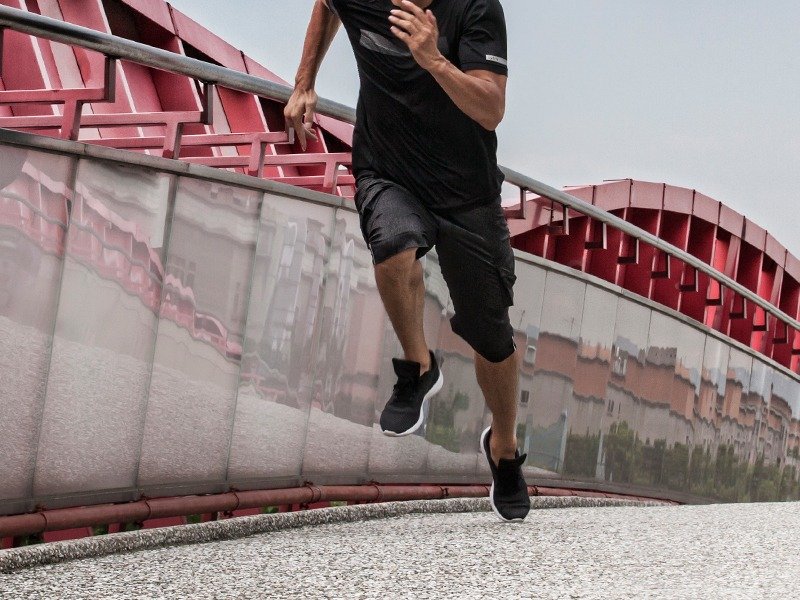 Urban Tech T-shirt 都会科技T-shirt(V-neck) - 男装上衣/T 恤 - 尼龙 黑色