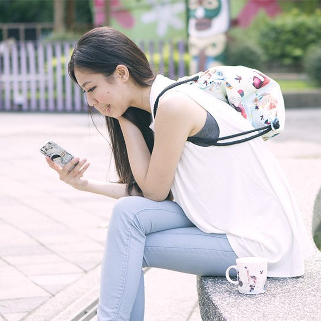 IPHONE4 童话故事手机N次贴 设计款---美感来自于融入生活的艺术Minervac - 其他 - 硅胶 多色