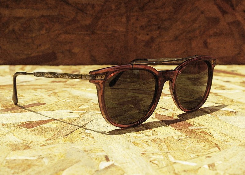 台湾制作老眼镜 琥珀雕花边墨镜框 复古 vintage -脱臼古着- - 眼镜/眼镜框 - 其他材质 咖啡色